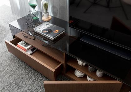 Mueble TV con Tablero de Cristal - cm L.200 x P.50 x H.43 - Berto Salotti