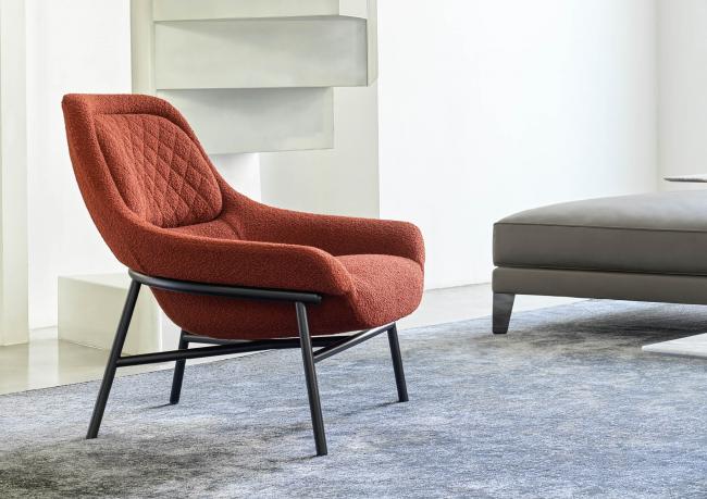 Sillón de diseño con estructura de acero Hanna – Berto Salotti